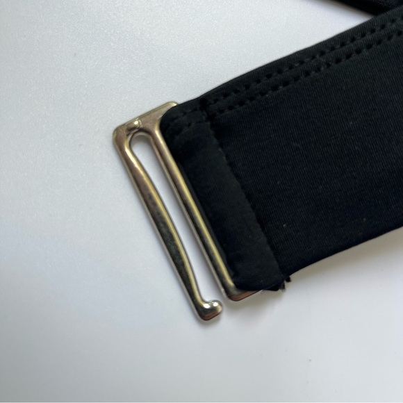 FOREVER 21 Black Triangle Bikini Swim Top Size S - Picture 5 of 6